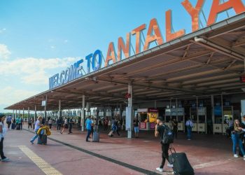 Antalya'ya bu yıl havayoluyla 5,5 milyon turist geldi