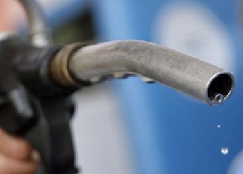 Araç sahiplerine kötü haber: Akaryakıta gece yarısı büyük zam