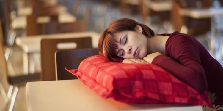 Araştırma: Gece uykusundan önce diş fırçalamamak kalp hastalığı riskini artırabilir