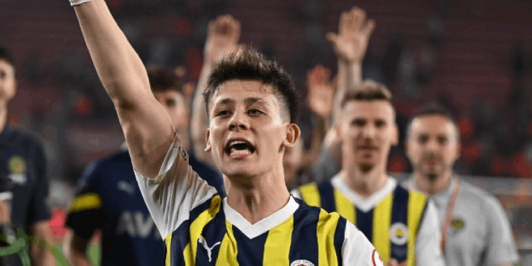 Arda Güler KAP'a bildirildi: Fenerbahçe'm her zaman kalbimde olacaksın