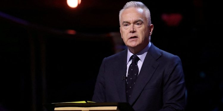 BBC'deki 'cinsel taciz' iddialarının hedefindeki ismi, eşi açıkladı