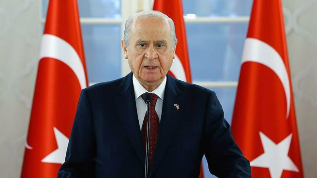 Bahçeli'den sürpriz hamle: Emekli zammının görüşüldüğü Meclis'e gidiyor