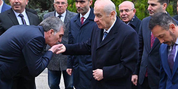 Bahçeli’nin başdanışmanı Eyyup Yıldız’a ihale yağıyor