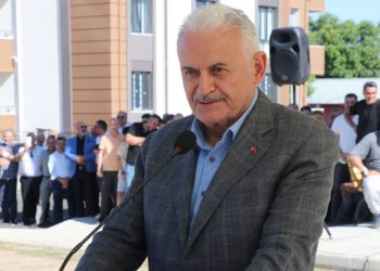 Bakan Koca'dan Binali Yıldırım'ın kalp krizi geçirdiği iddiasına ilişkin açıklama: Rutin sağlık kontrolleri