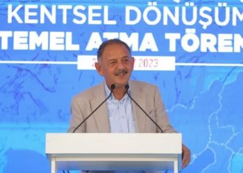 Bakan Özhaseki iddialı konuştu: ‘8-9 şiddetinde bile olsa deprem evimizden çıkmayacağız’