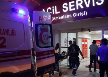 Balkonda otururken başına saçma isabet eden genç hayatını kaybetti