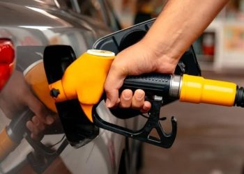 Benzin ve motorine KDV zammı: Yeni fiyatlar pompaya yansıdı