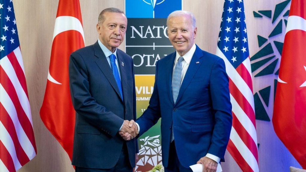 Beyaz Saray: Biden, İsveç kararından dolayı Erdoğan'ı tebrik etti