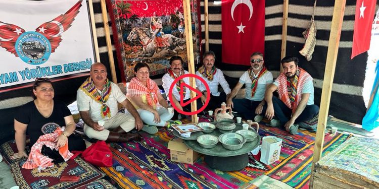 Binlerce Yörük Acıpayam'da bir araya geldi