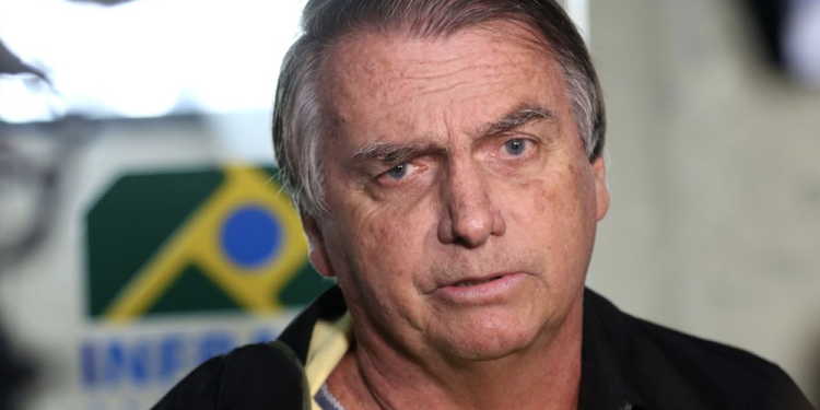 Bolsonaro, 2030 yılına kadar seçimlere giremeyecek