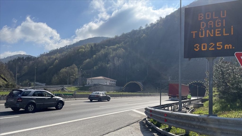 Bolu Dağı Tüneli heyelan riskine karşı 70 metre uzatılacak