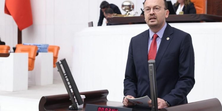 CHP'li Arpacı: Doktorları, mühendisleri kaçırdığınız gibi yatırımcıları da kaçırmayın