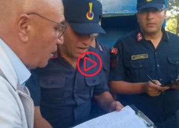 CHP'li Tanal Jandarmayı kovaladı: 'Burada fişleme yapamazsınız'