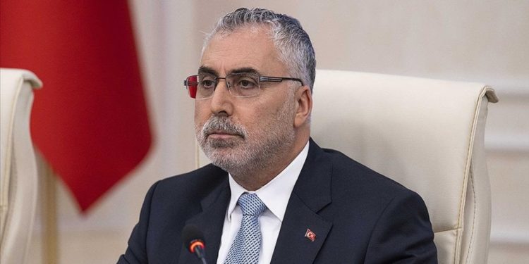 Çalışma Bakanı Işıkhan'dan memur zammı açıklaması: 'Bazı değişiklikleri de dikkate almak lazım'