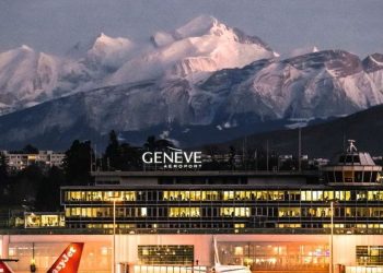 Cenevre Havalimanı'nda grev: Onlarca uçuş iptal