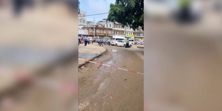 Çin'de anaokulunda bıçaklı saldırı: Üçü çocuk altı kişi öldü