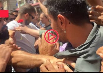 Cumartesi annelerine gözaltı, basına darp: Artı tv muhabirinin boğazı sıkıldı