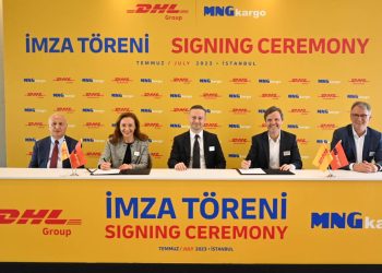 DHL, MNG Kargo'yu satın alıyor