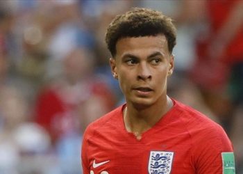 İngiltere Premier Lig ekiplerinden Everton’da forma giyen Dele Alli, çocukken cinsel istismara uğradığını, uyuşturucu satarak hayata tutunmaya çalıştığını söyledi.