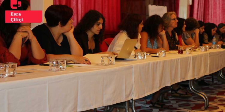 Diyarbakır’da kadınlar 100. yılında Lozan’ı tartıştı: Yanlış tarih doğru yaşanmıyor