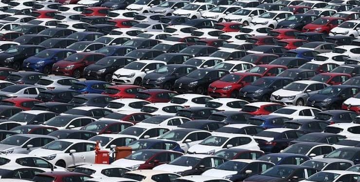 Yeni yönetmeliğe göre ikinci el araçlar sıfır fiyatından yükseğe satılamayacak.