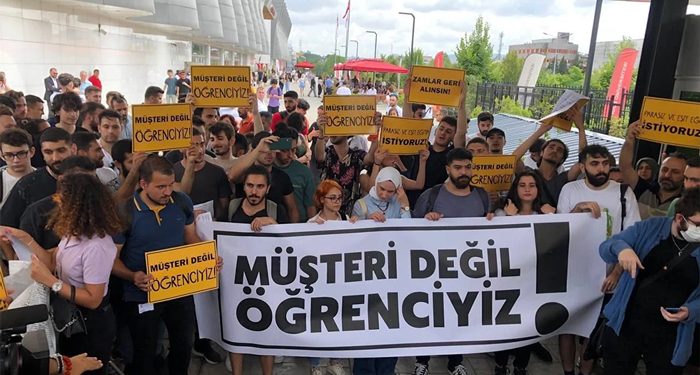 Eğitim ‘lüks’ oldu; özel üniversitelerin yıllık ücretleri dudak uçuklatıyor