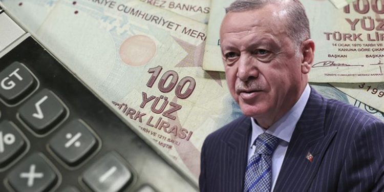 Ekonomi çöktü, bütçe tarihi açık verdi!