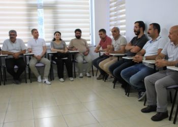 Emek ve Demokrasi Platformu'ndan tahliye edilen gazetecilere ziyaret