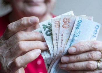 'Emekliler maaş zammında kandırıldı'