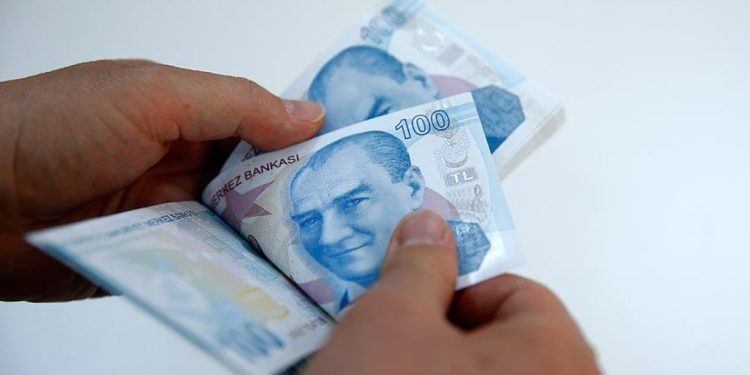 En düşük emekli maaşı 1 lira dahi artmadı