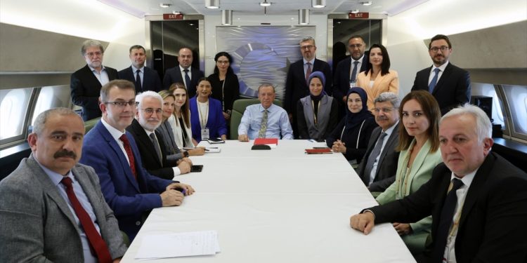 Erdoğan: Emekliye yapabileceğimiz en iyi zammı yaptık