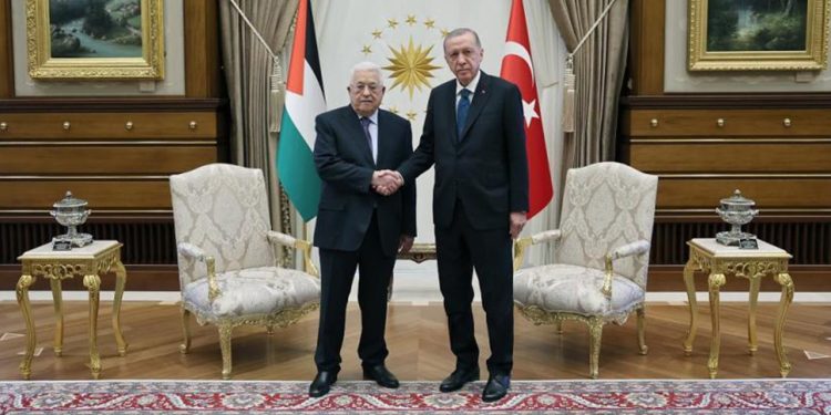 Erdoğan, Filistin Devlet Başkanı Abbas ile görüştü