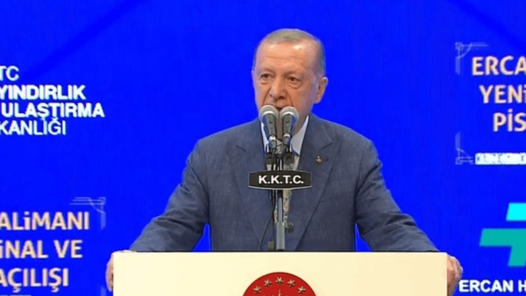 Erdoğan Kıbrıs'ta konuştu... Kofi Annan'ı andı çağrıda bulundu: Eşit iki devletin yan yana birlikte yaşama idealini destekleyin