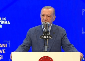 Erdoğan Kıbrıs'ta konuştu... Kofi Annan'ı andı çağrıda bulundu: Eşit iki devletin yan yana birlikte yaşama idealini destekleyin
