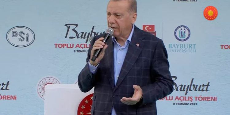 Erdoğan, yüzde 25 zammı müjde gibi duyurdu: Emeklileri enflasyona ezdirmeme sözümüzü tutuyoruz