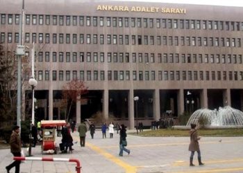 Eski vekillere ait 400 fezleke savcılığa gönderildi