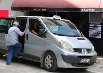 Eskişehir'de dolmuş ve minibüslere zam geliyor: Esnafın talebi 12 TL, halk geçinememekten şikayetçi