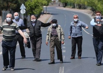 Esnaf, emeklilikte prim gün sayısının düşürülmesi için Meclis'in açılmasını bekliyor