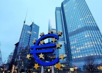 Euro Bölgesi ikinci çeyrekte yüzde 0,3 büyüdü