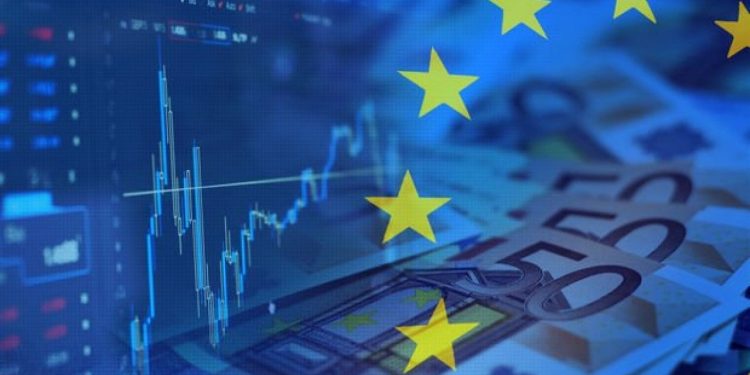 Euro Bölgesi'nde enflasyon yüzde 5,3'e geriledi