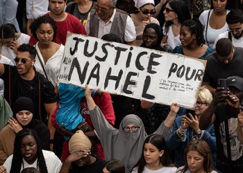 FRANSA | Macron, polis şiddetine yönelik isyanı daha fazla ‘polisle’ önlemeyi planlıyor