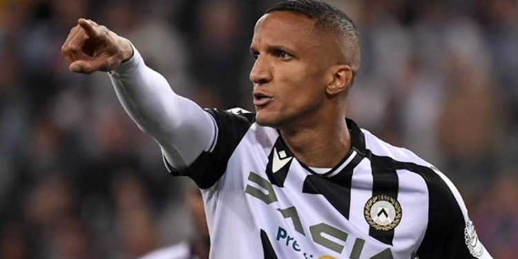 Fenerbahçe, Rodrigo Becao transferini bitiriyor