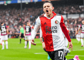 Fenerbahçe bir isimle daha anlaşma sağladı! 4 yıllık imzayı atacak...
