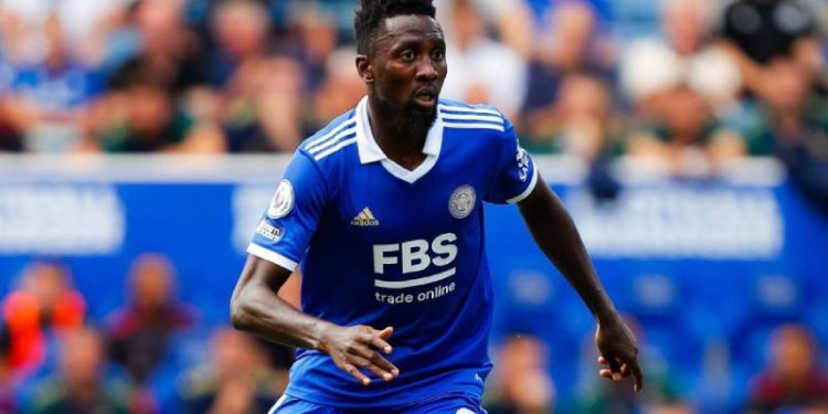 Fenerbahçe'de 6 numaraya iki aday