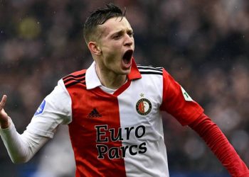 Fenerbahçe'nin gündemindeki Szymanski için Galatasaray da devrede