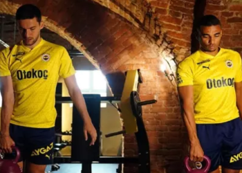 Fenerbahçe'nin yeni transferleri, Rusya kampına katıldı