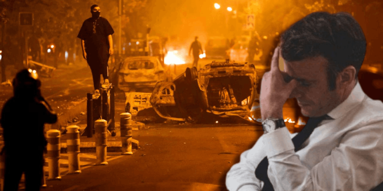 Fransa Cumhurbaşkanı Macron: Protestolardan ders aldım