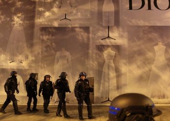 Fransa'da eylemlerin şiddeti azalıyor: Ülke genelinde 72 kişi gözaltına alındı