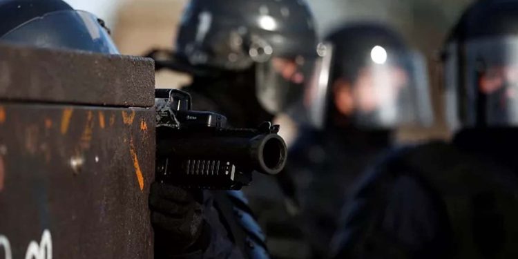 Fransa'da olaylar durulunca açıklandı: Hafta sonu bir kişi flash-ball tipi plastik mermi sebebiyle öldü