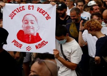 Fransa'da polis kurşunuyla öldürülen Nael'in cenaze töreni yapıldı